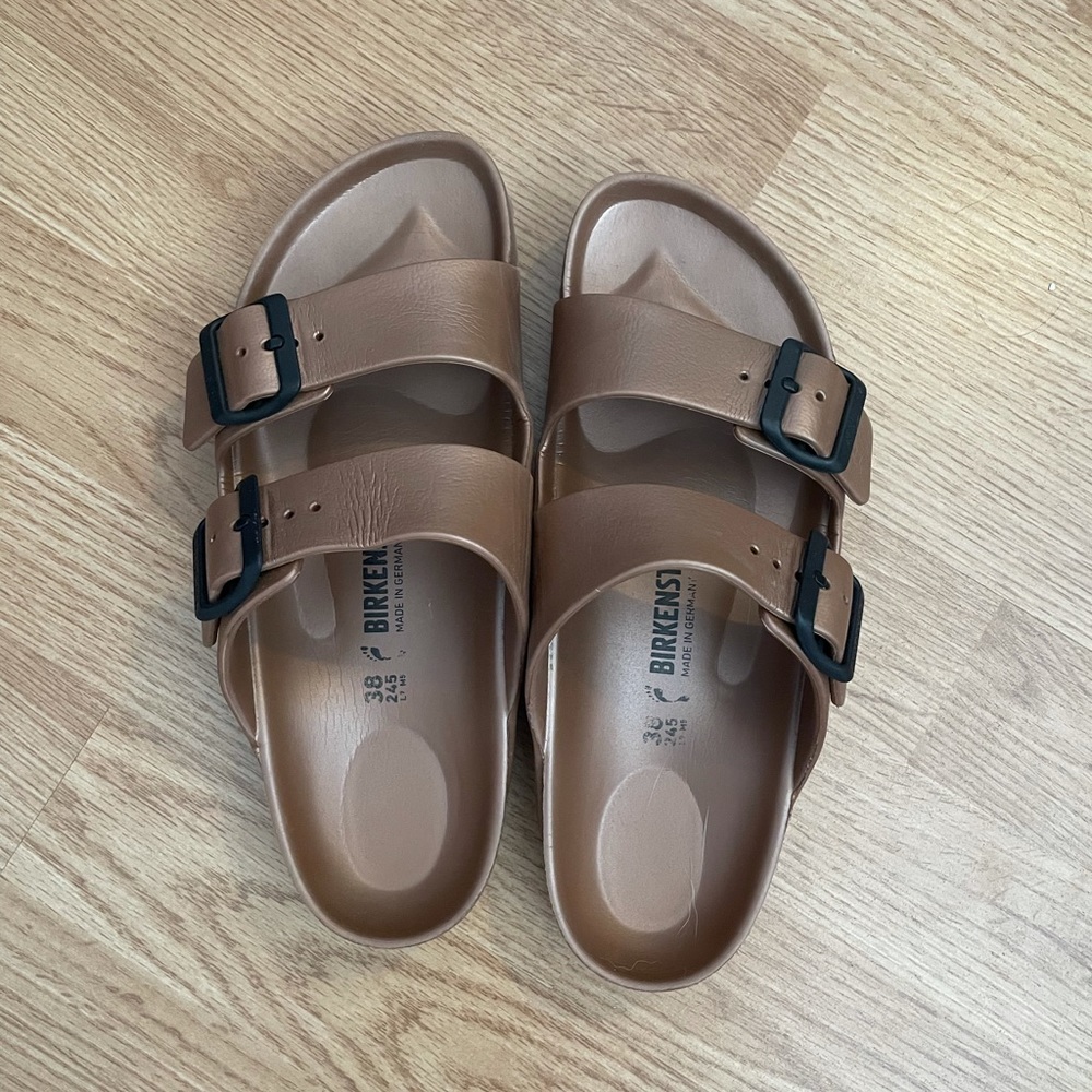 Bronze/Gold Birkenstock’s